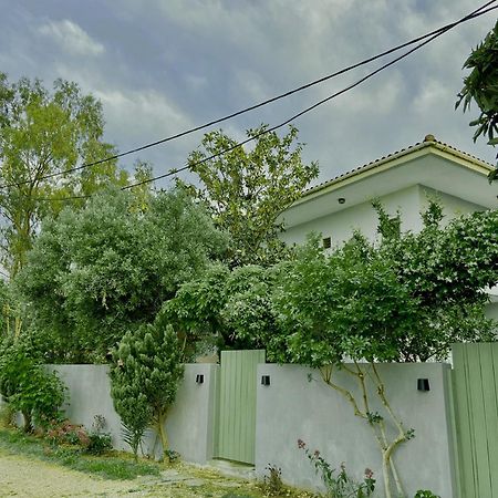 ニキティAnthonas Houseアパートメント エクステリア 写真