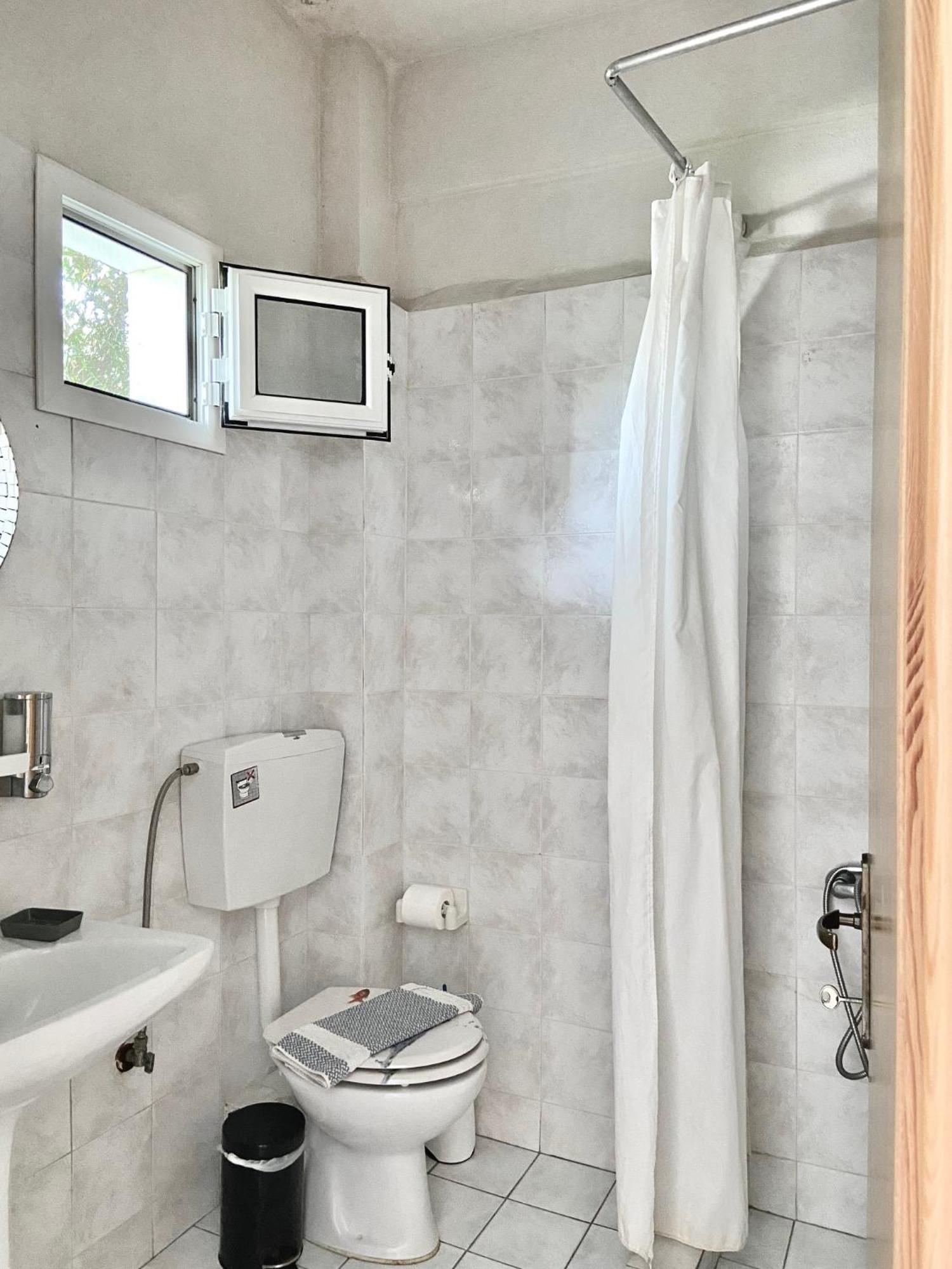 ニキティAnthonas Houseアパートメント エクステリア 写真